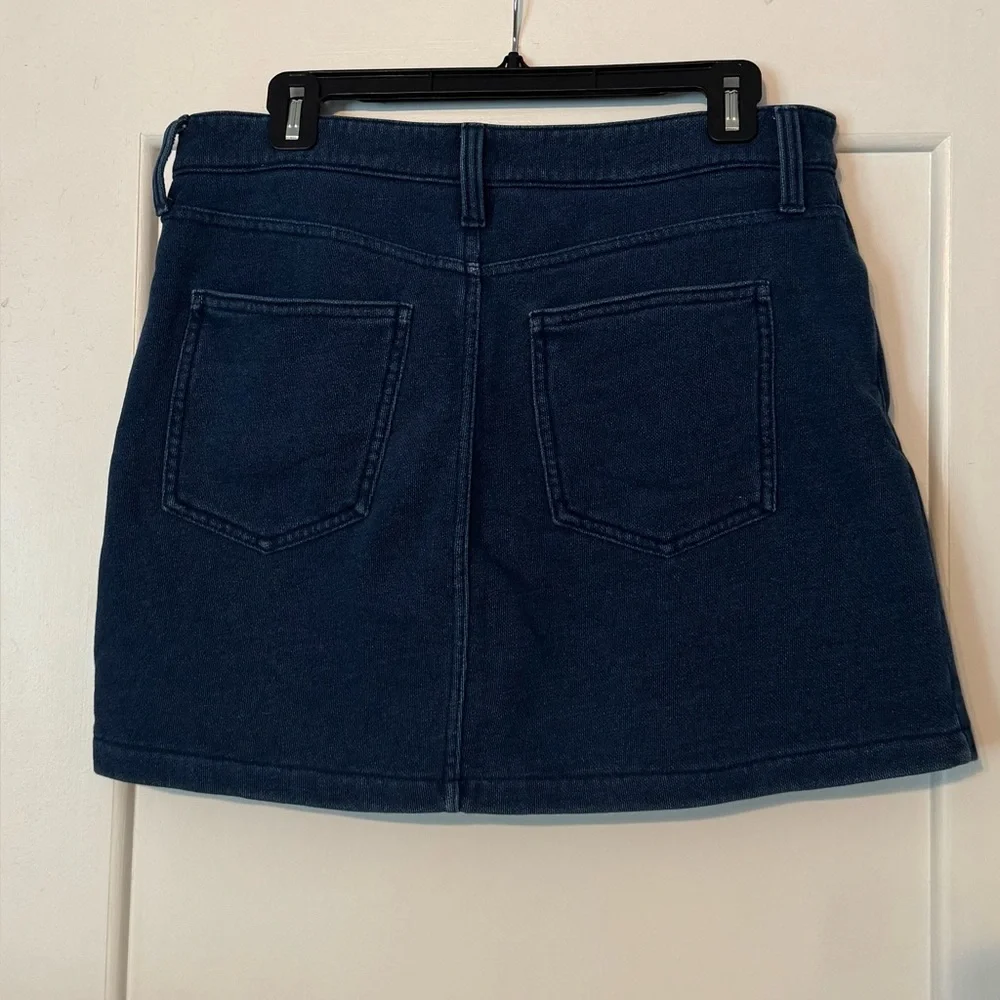 GAP Indigo Denim Apparel - Picture 3 of 4